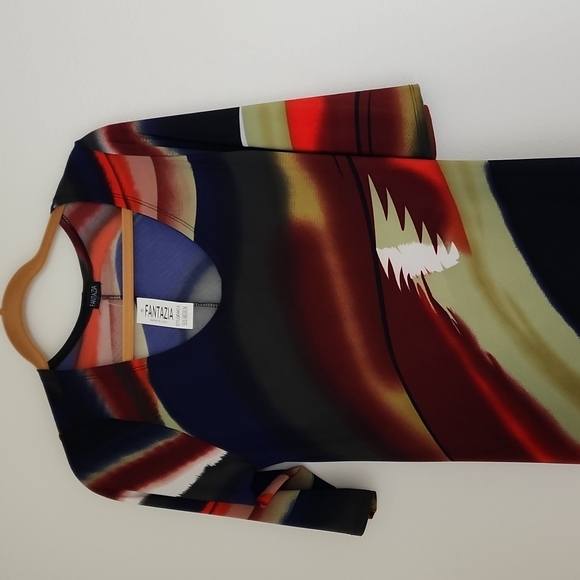 Fantazia Maxi Dress Medium with 3/4 sleeves. Draps beautifully. - Picture 4 of 4